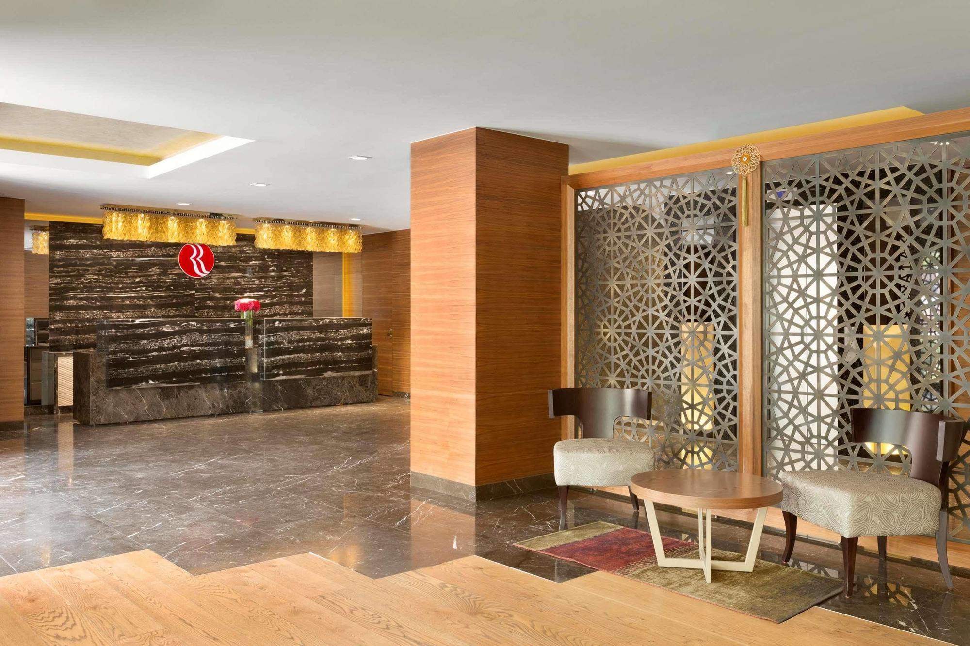Ramada By Wyndham Gemli̇K Hotel Gemlik Kültér fotó